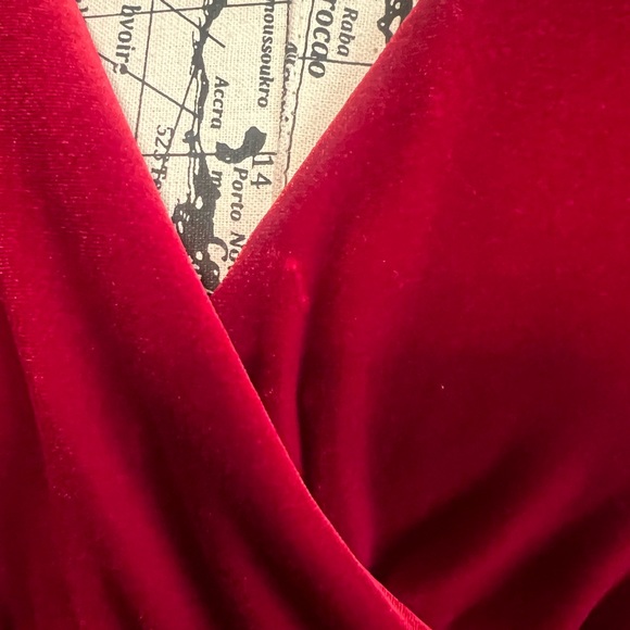 AGB Red Sleeveless Velvetlike Dress - Picture 3 of 11